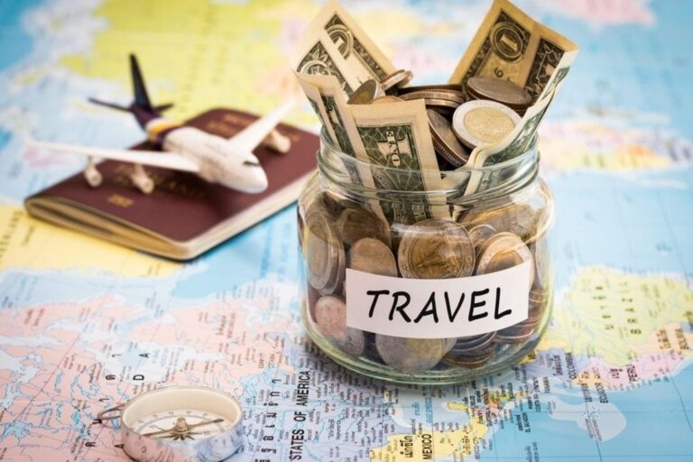 Advances in cloud tech, fully distributed teams, and a surge in high-CPC industries mean more opportunities than ever to earn a lucrative income from anywhere in the world.