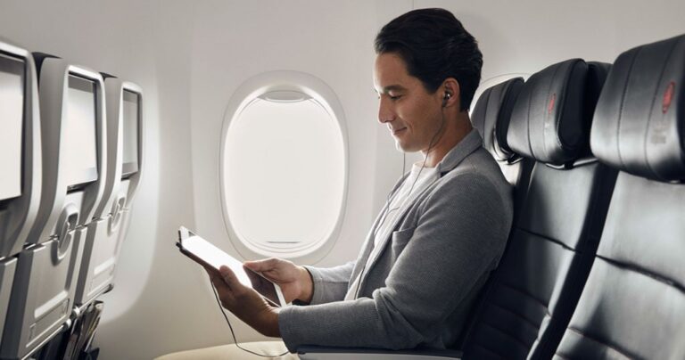 Are you tired of paying full price for flights? Do you want to fly more for less—maybe even for free—in 2025? You’ve landed in the right place.